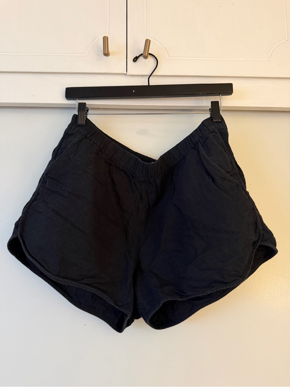 Madewell Black Elastic-Waist Shorts